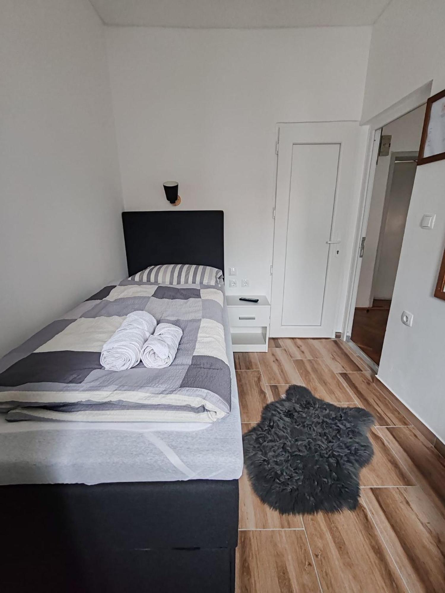 Hotel Sobe Dakovacki Vezovi Ðakovo Exteriér fotografie
